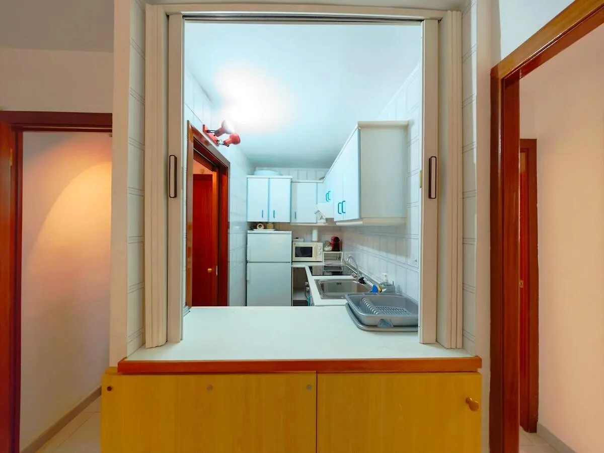Reina Apartment 150M To Beach With Pool And Balcony Near To Portaventura Salou