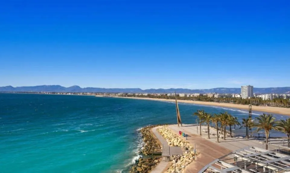 Reina Apartment 150M To Beach With Pool And Balcony Near To Portaventura Salou