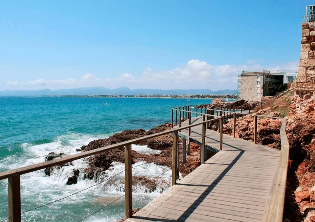 Reina Apartment 150M To Beach With Pool And Balcony Near To Portaventura Salou España