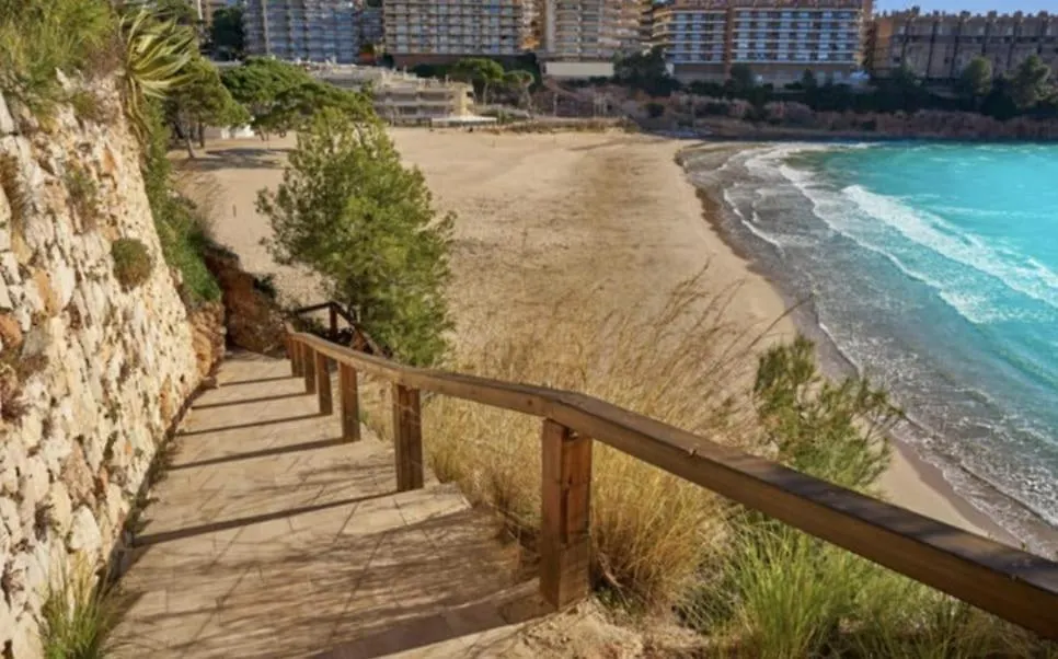 Reina Apartment 150M To Beach With Pool And Balcony Near To Portaventura Salou 0*,