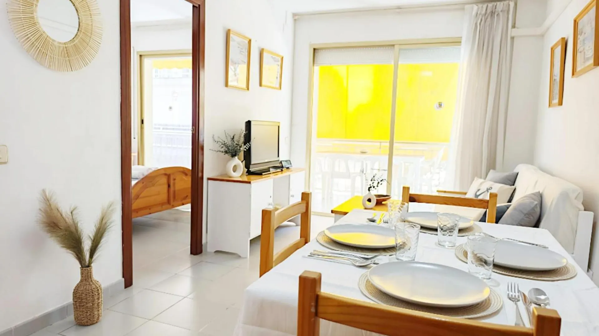 Reina Apartment 150M To Beach With Pool And Balcony Near To Portaventura Salou